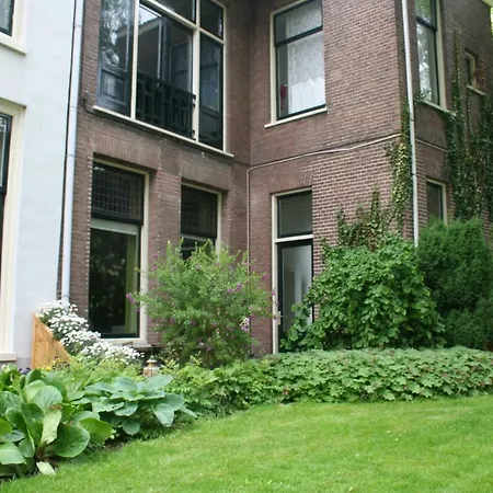 Rijksmonument Het Hart Bed & Breakfast 4*