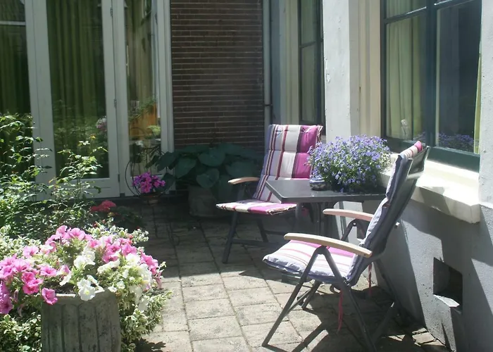 Bed & Breakfast Het Hart 4*